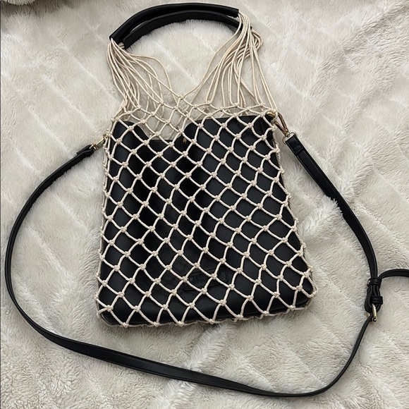 Black Cream Mesh Net Tote Bag with Diamond Pattern - Picture 1 of 7